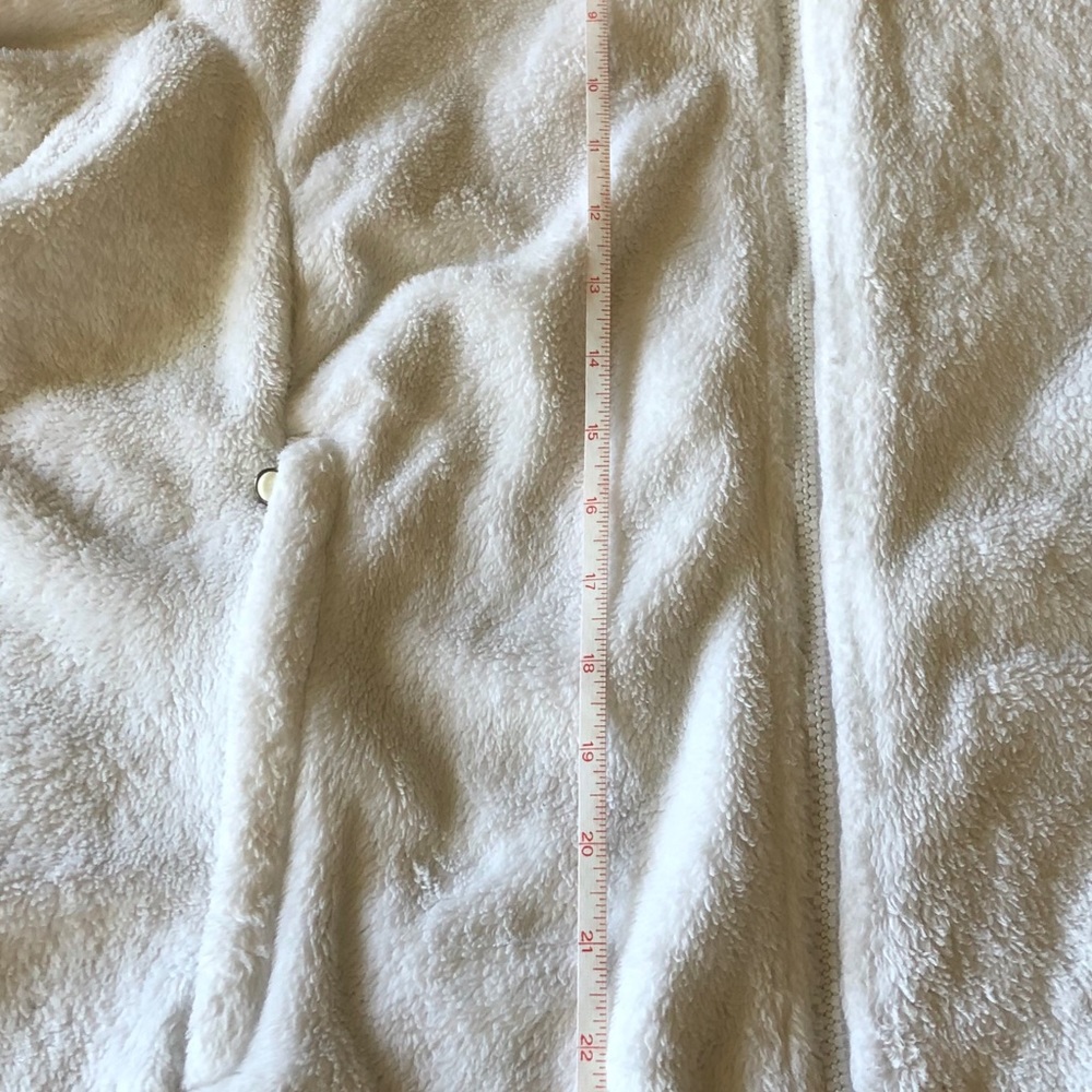 NORTH FACE Zip-up. - Picture 4 of 14